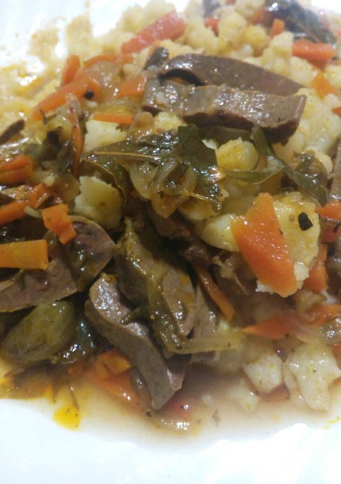 Селезёнка свиная тушёная с овощами