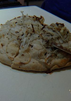 Una foto de Pizza fugazzeta