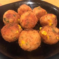 Rice & corn balls A picture of Rice & corn balls.