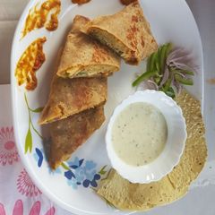 A picture of Bhaji wraps.