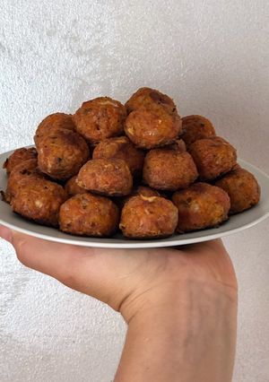 O poză a rețetei Chiftelute la cuptor.