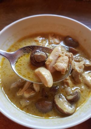 รูปของ แกงเขียวหวานไก่ใส่เห็ด