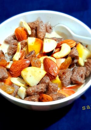 A picture of Healthy Fruits and Ragi Bowl.