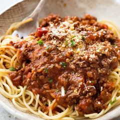 A picture of Spaghetti Bolognese.