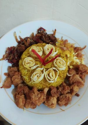 Foto resep Nasi kuning dari sisa nasi semalam