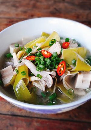Hình của món Canh búp chuối chay.