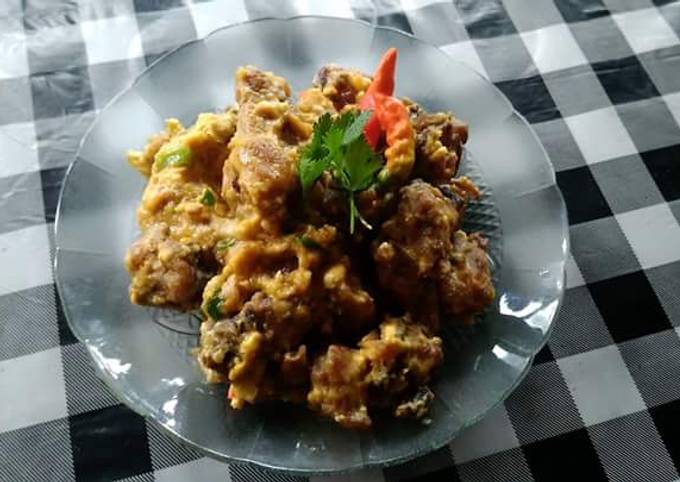 Anti Ribet, Bikin Ayam goreng saus telur asin Enak