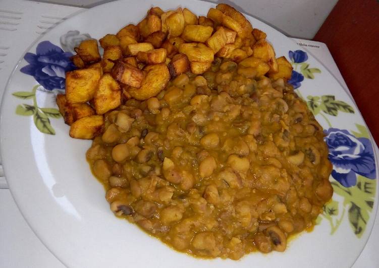 Steps to Prepare Super Quick Homemade Beans and plantain