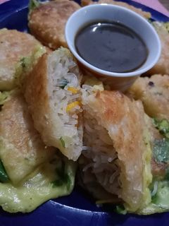 Foto resep Martabak mie sambal petis
