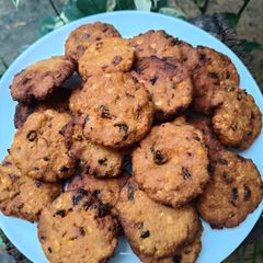 A picture of Parippu vada.