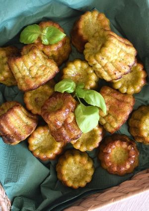 Une photo de Cannelés au Pesto
