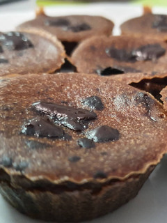 Une photo de Muffins choco banane