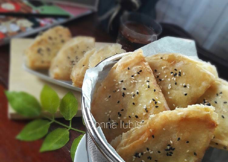 Lumpia Lipat Isi Durian