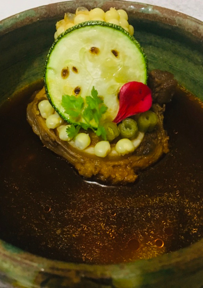 Una foto de Mole de olla