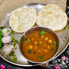 A picture of Chikpeas Curry.