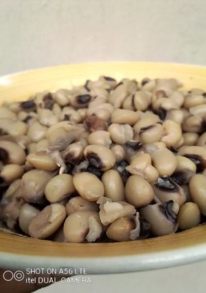 A picture of Grainy Cooked Beans.