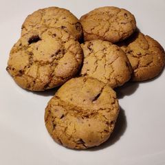 A picture of Vegan chocolate chip cookies.