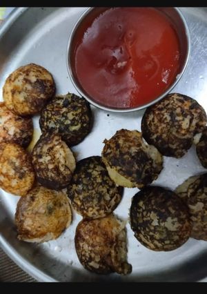 ઇન્સ્ટન્ટ અપ્પમ (Instant Appam Recipe In Gujarati) રેસીપી મુખ્ય ફોટો