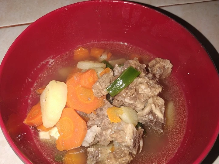 Cara Gampang Menyiapkan Resep Sup tulang sapi magicom yang Lezat Sekali Anti Ribet, Mantap Sekali