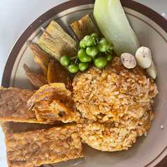 รูปของ Nasi Tutug Oncom endeesss