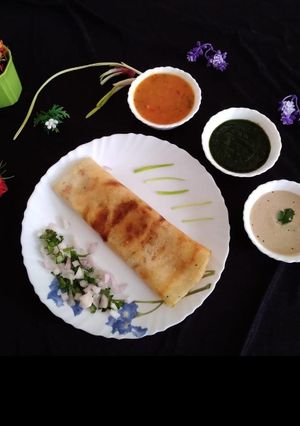 डोसा (dosa recipe in Hindi) रेसिपी मुख्य फोटो