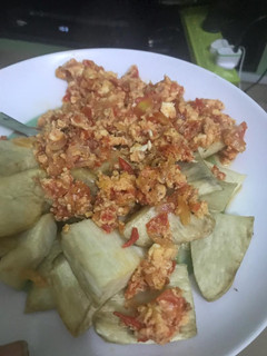 A picture of Fried Yam and Scrambled Egg.