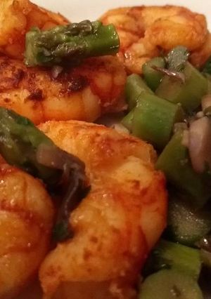 Una foto de Langostinos o gambas al ajillo