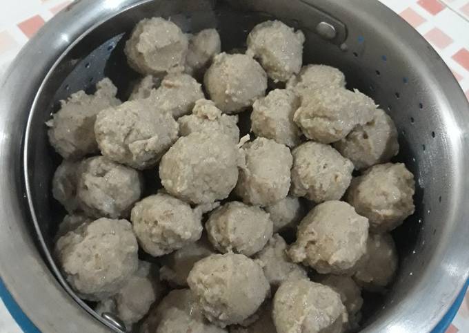 Resep Bakso Sapi Pentol Bakso Oleh Ary Tya Cookpad