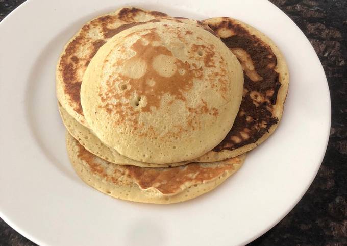 Easiest Way to Prepare Perfect 4 ingredient banana pancakes