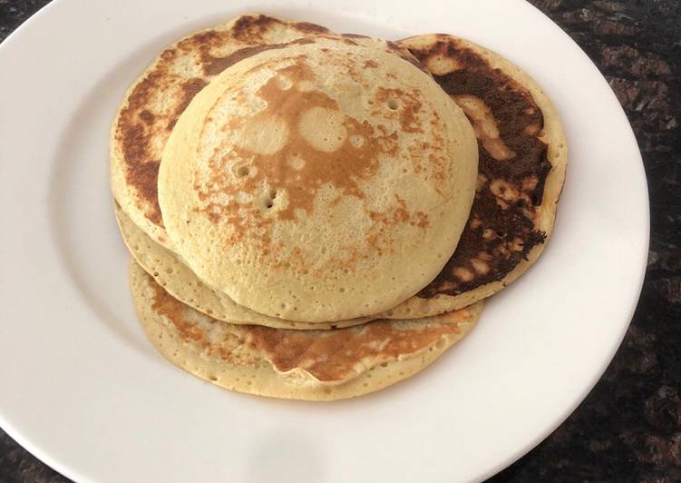 Recipe of Quick 4 ingredient banana pancakes