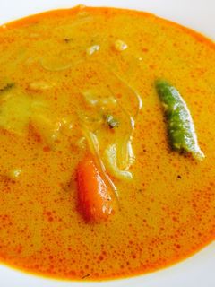 Thai curry leves királyrákkal recept fotója