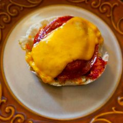 A picture of English Muffin Pizzas.