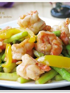 [蘆筍炒蝦仁]簡易快速家常菜 的食譜成品照片