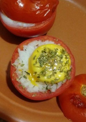 Una foto de Tomates rellenos al horno
