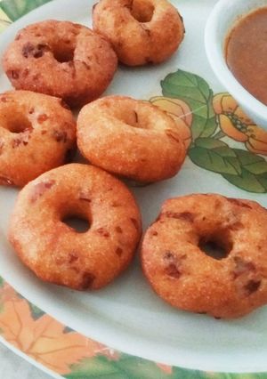 A picture of Instant Semolina / Sooji Vada.