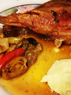 Una foto de Muslos de pavo al horno