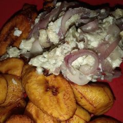 A picture of Fried plantain & scrambled eggs#Abujamoms #Abjmoms.