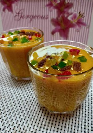 A picture of Mango mastani.