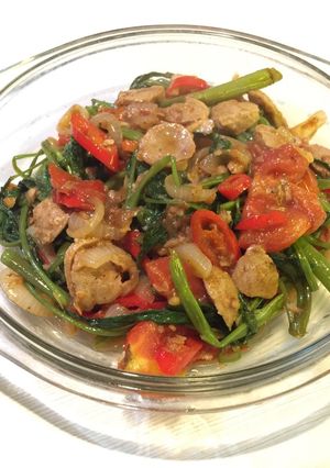 Foto resep Tumis kangkung bakso