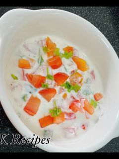 Tomato Raita /தக்காளி தயிர் பச்சடி (Thakkaali thayir pachadi recipe in tamil) செய்முறை முக்கிய புகைப்படம்