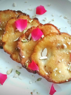 बिहारी पुआ (Bihari pua recipe in hindi) रेसिपी मुख्य फोटो