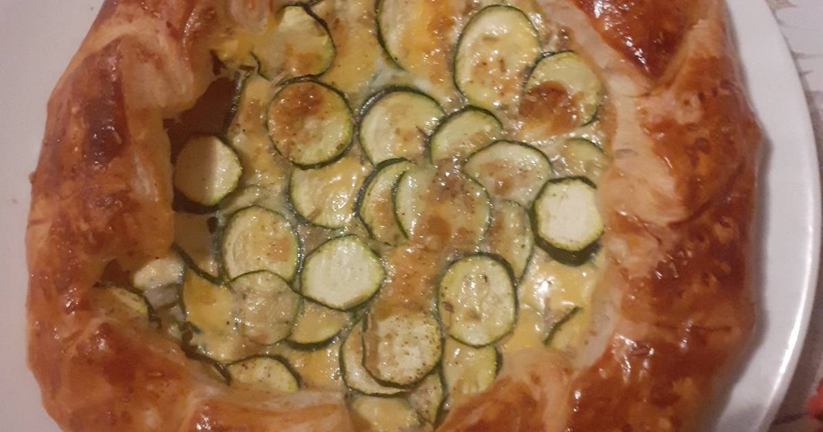 Ricetta Torta Rustica Scamorza Affumicata & Zucchine Di Fiorella - Cookpad