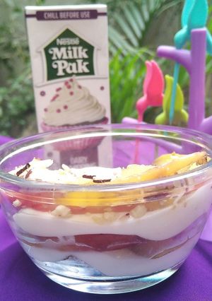 A picture of Apple Cinnamon Cream Parfait 🍎.