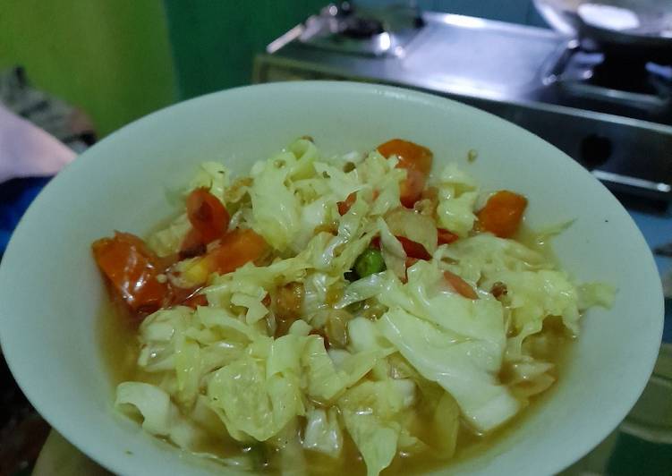 Resep Sayur Kol kuah soto yang Bisa Manjain Lidah