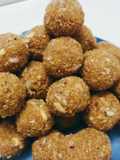 Sprouted Nachni Laddoo