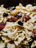 MARIPOSAS🦋🦋🦋, (Farfalle), Pesto🌿 y Tomate🍅Seco...!