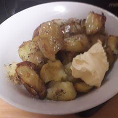 Smashed potatoes A picture of Smashed potatoes.