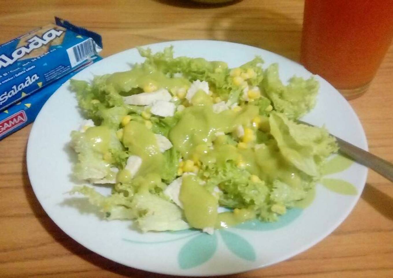 Ensalada de lechuga y elotitos