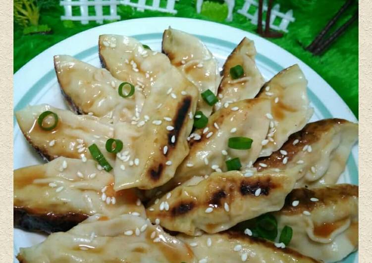 Gyoza/ Wotie/ Dumpling Ayam
