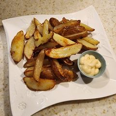 A picture of Potatoes Wedges.